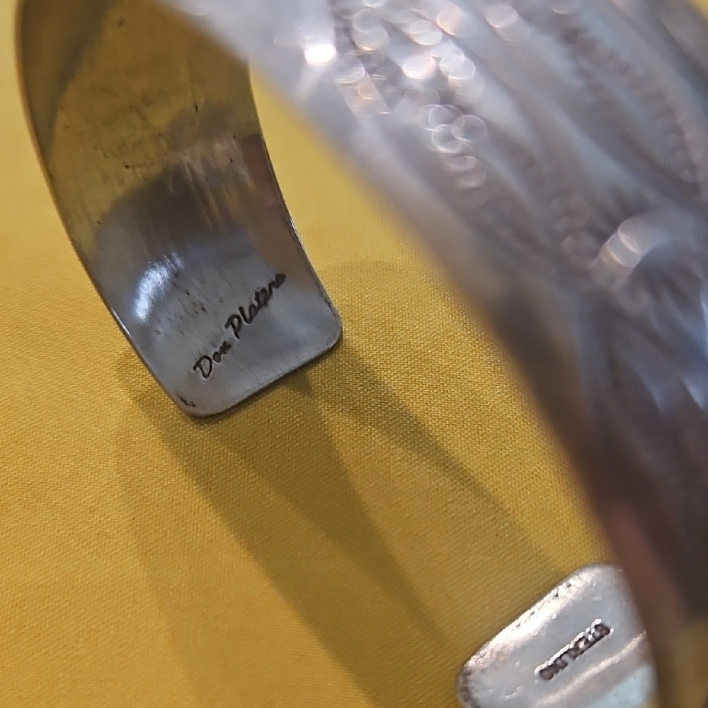 Vintage Navajo sterling silver cuff bracelet. Signed By Artist Don Platero - Picture 3 of 9